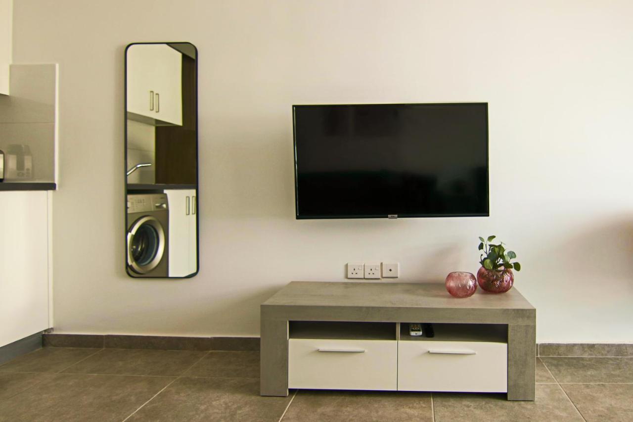 Apartment Phaedrus Living: Seaside Luxury Flat Athina 115 *